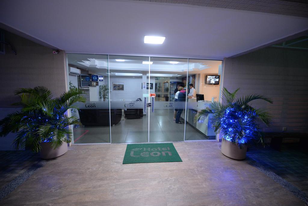Hotel Leon Barbalha Buitenkant foto